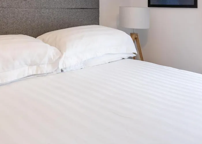 The View Castle Road *